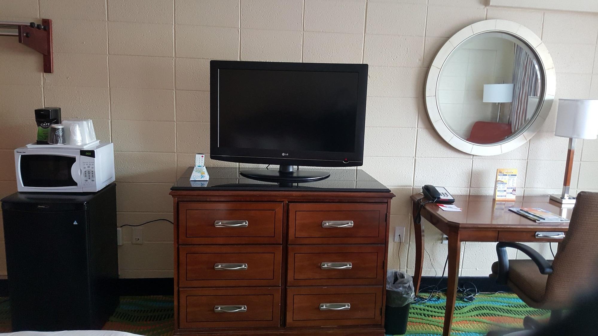 Howard Johnson By Wyndham Virginia Beach At The Beach Eksteriør billede