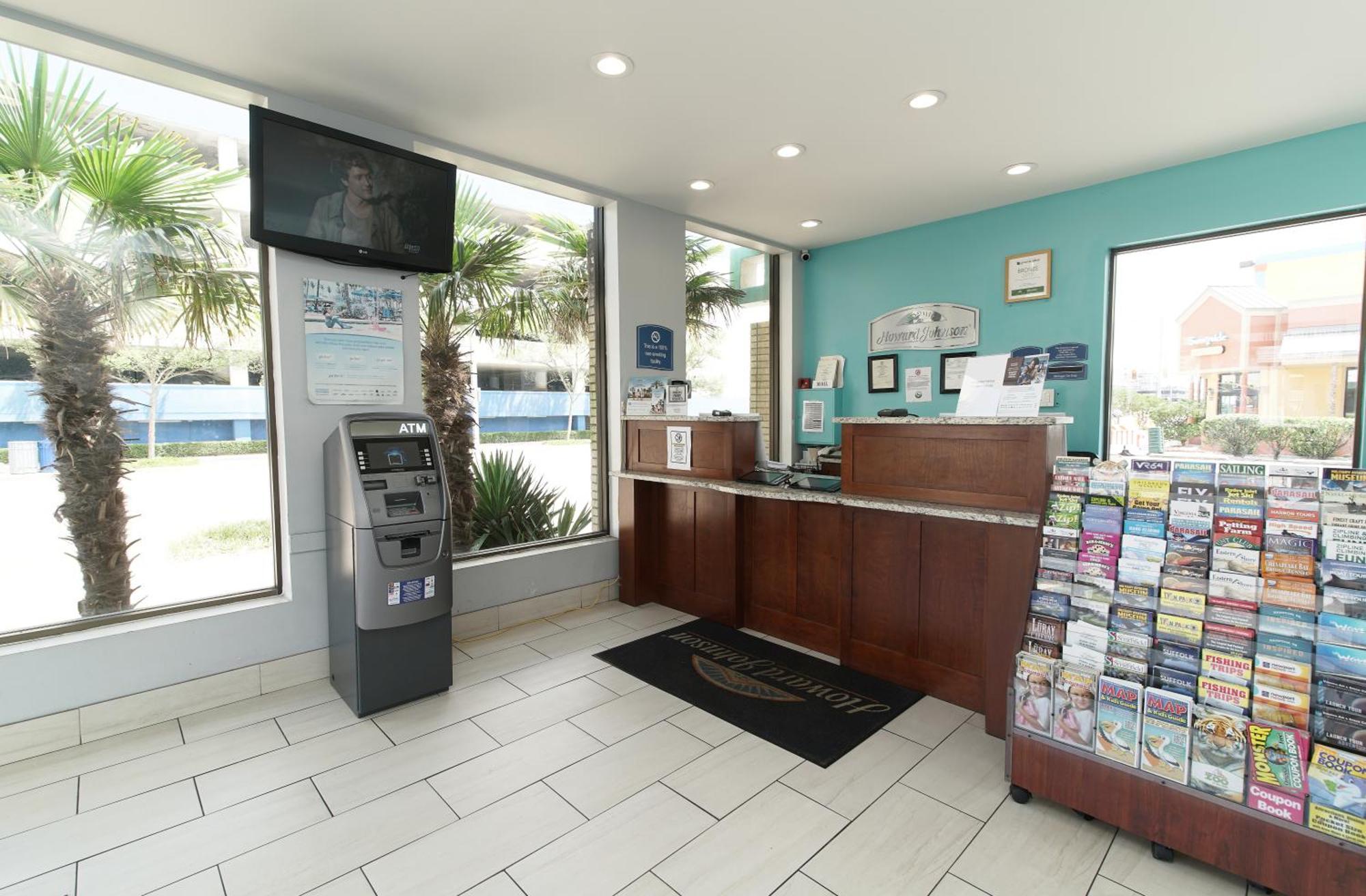 Howard Johnson By Wyndham Virginia Beach At The Beach Eksteriør billede